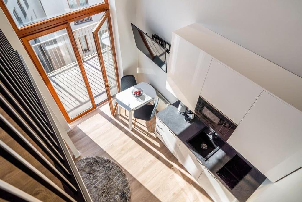 New Loft With Rooftop Terrace In The Old Town Рига Экстерьер фото